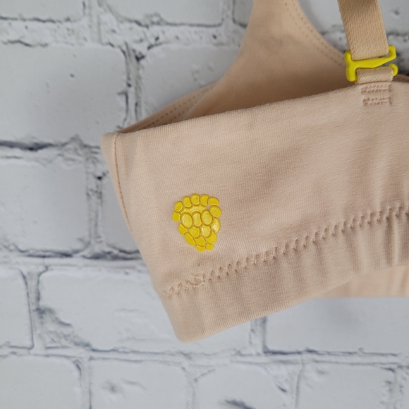 YELLOWBERRY | Pipit training bra - Picture 3 of 9